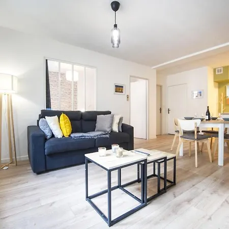La Balade Nimoise Center Car Park Ac Apartment Nimes